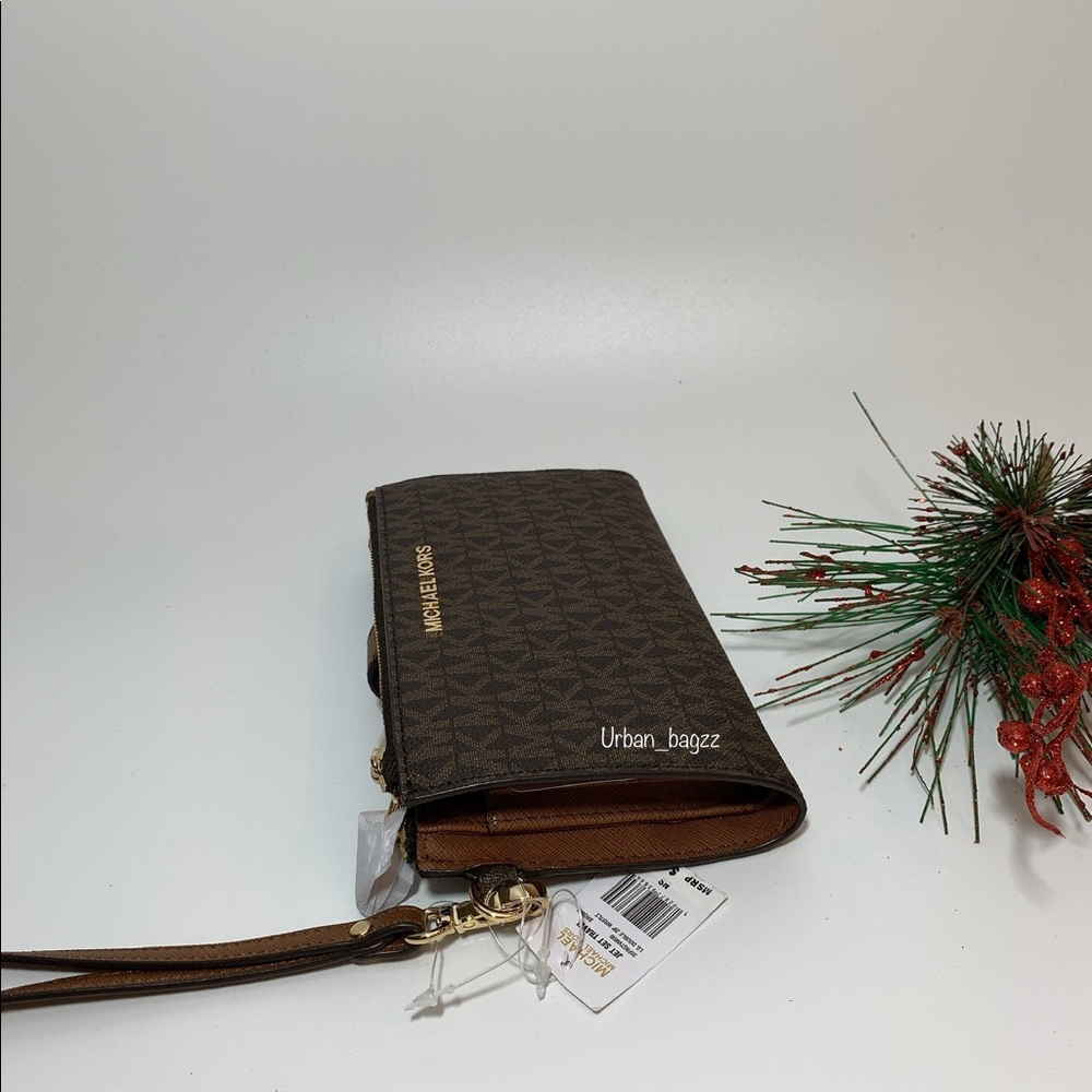 Michael Kors Large Double Zip Wristlet Wallet - Picture 5 of 9